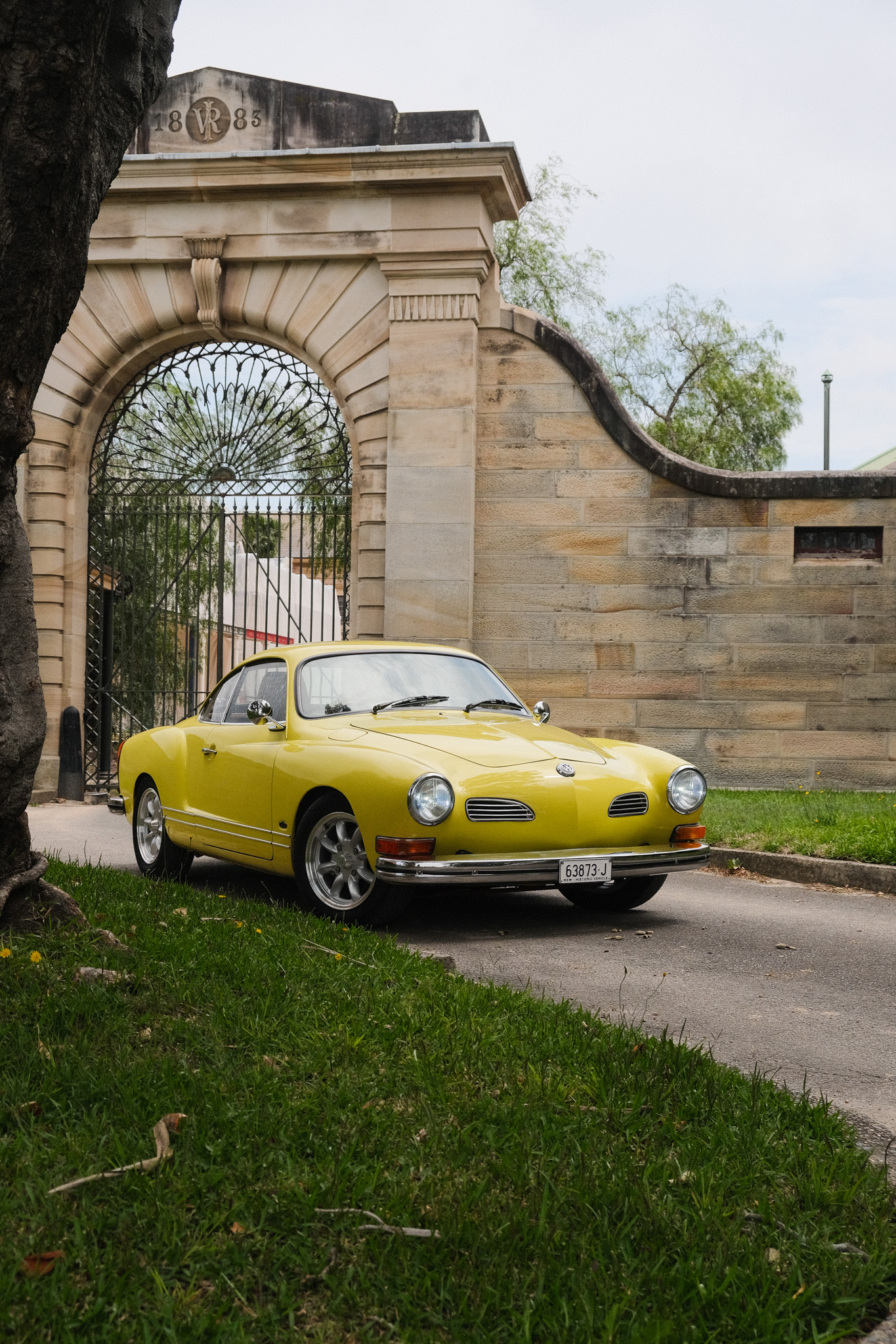 Volkswagen Karmann Ghia