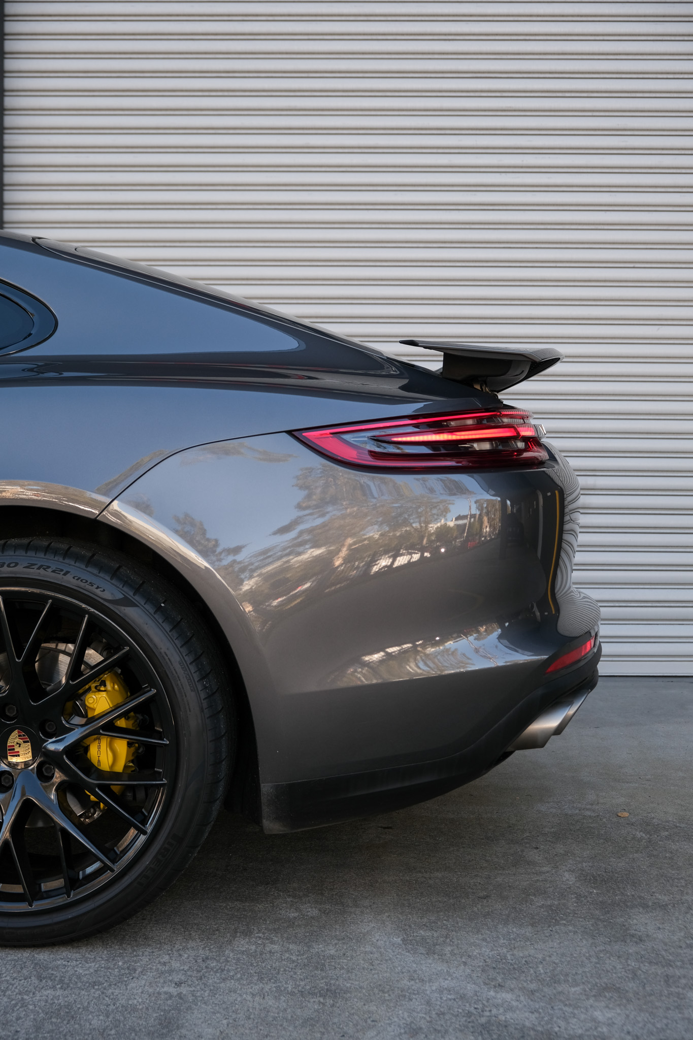 Wheel and brake caliper detail